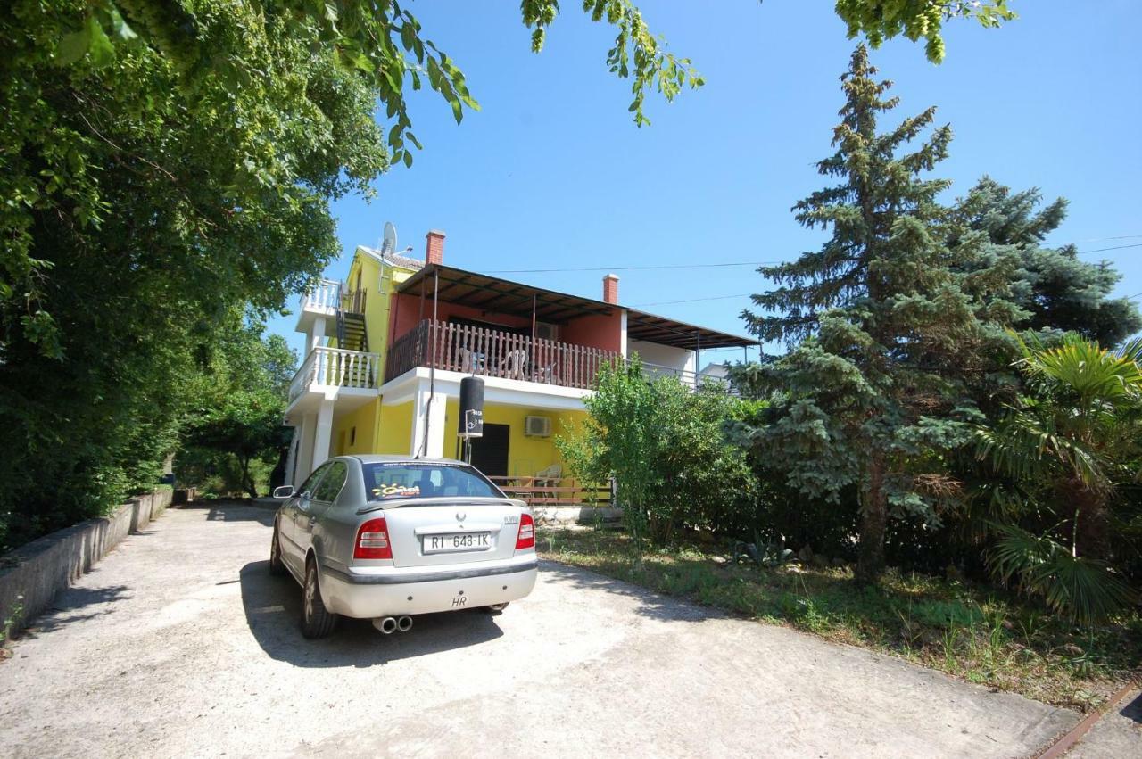 Apartments Juric By El-Pi Tours Njivice Bagian luar foto